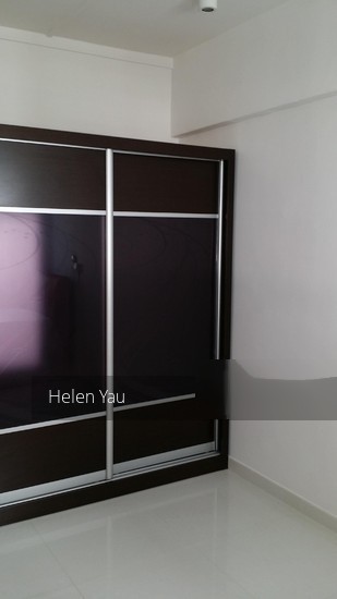 Blk 404 Jurong West Street 42 (Jurong West), HDB Executive #109237672